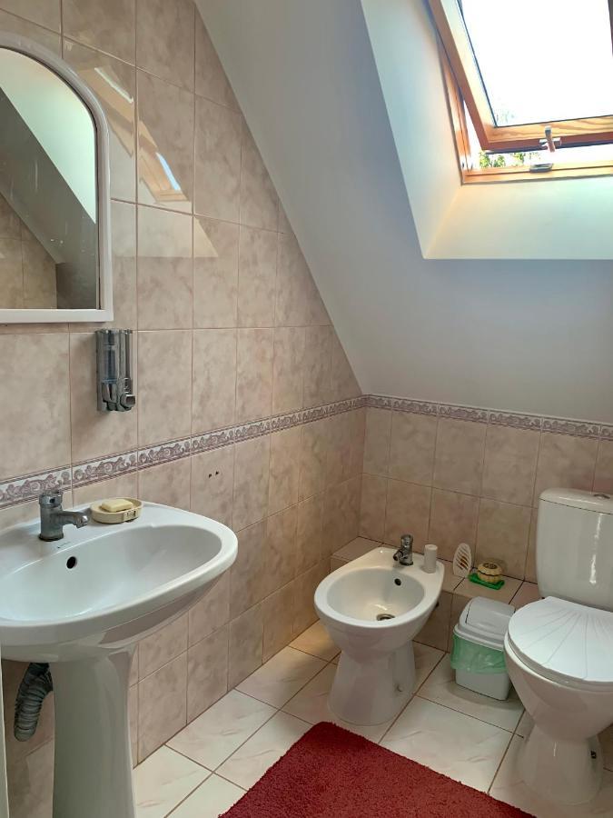 Bed and Breakfast Комфортабельный Коттедж Świtaź Zewnętrze zdjęcie